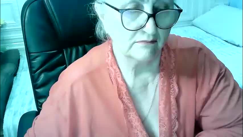 lolkaalyss Adult Chat April 8, 2026