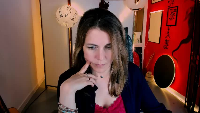 nicolehits Adult Chat April 8, 2026