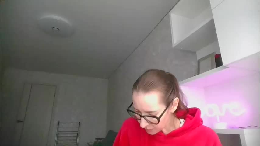 feraliss Adult Chat April 8, 2026