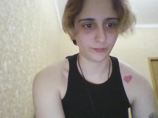 Hotredhead01 Adult Chat April 8, 2026