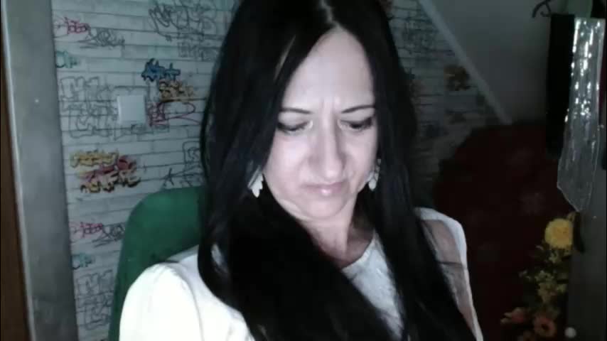 debramilf Adult Chat April 8, 2026