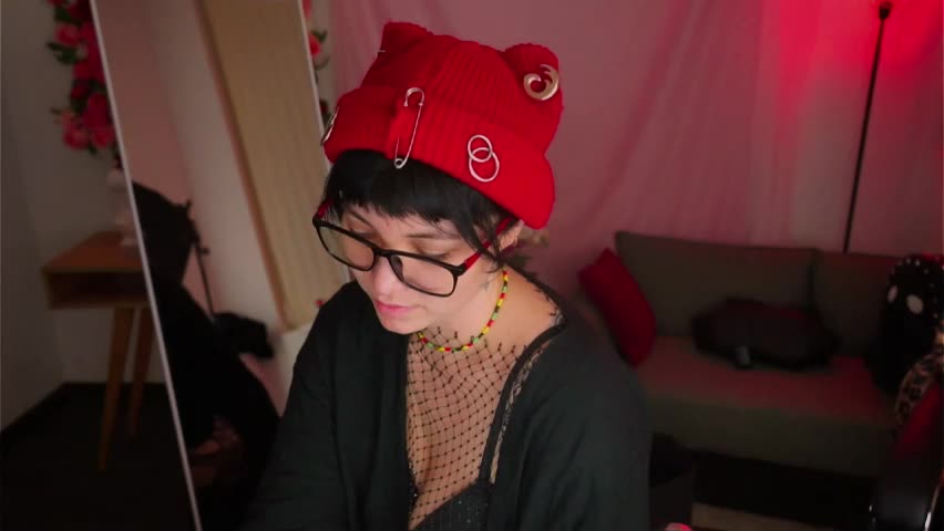 neogeisha28 Adult Chat April 8, 2026