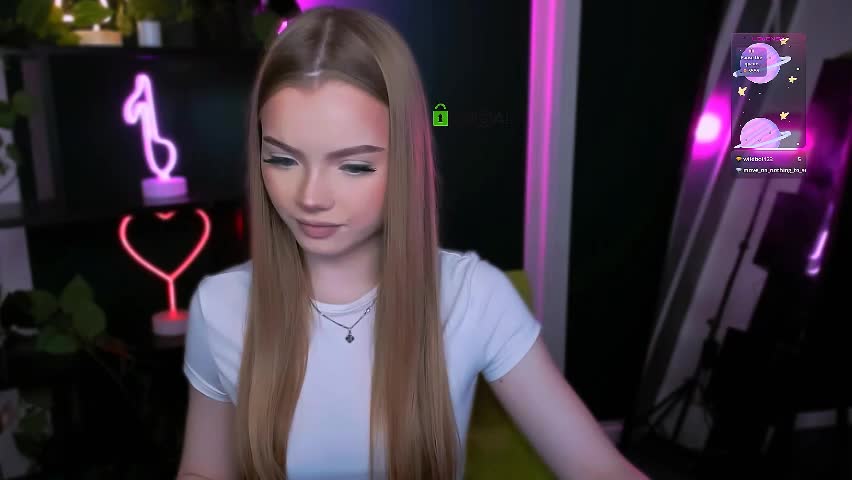 maddy_moah Adult Chat April 8, 2026