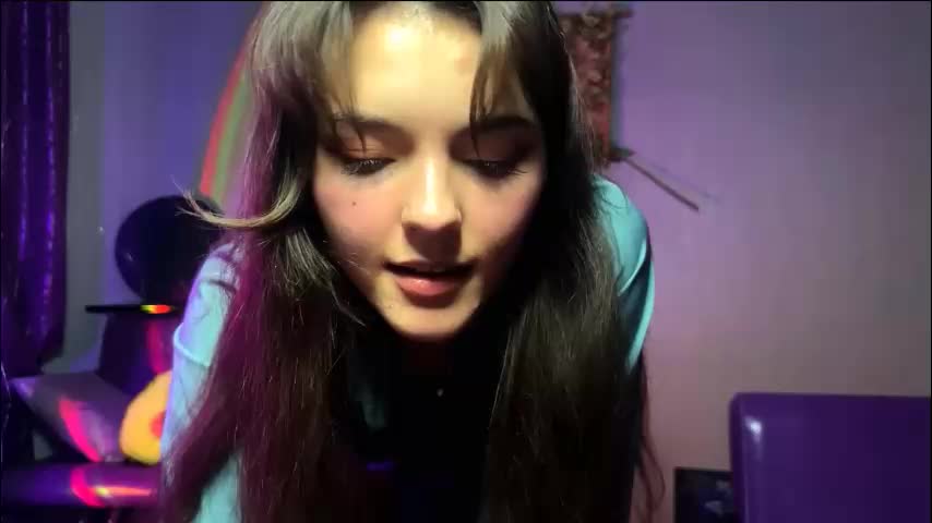 elisabethmikowski Adult Chat April 8, 2026