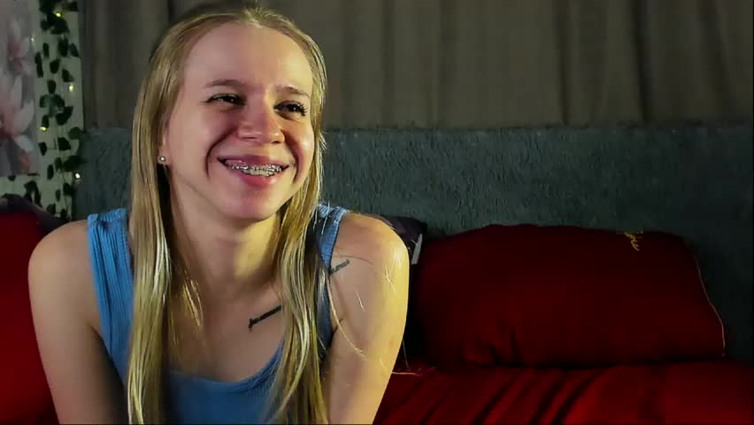 hit_spicy_girls Adult Chat April 8, 2026