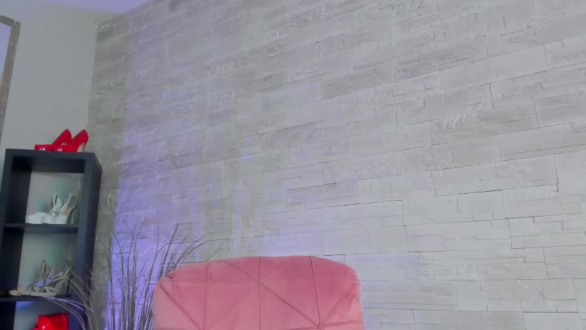 helenceccile Adult Chat April 8, 2026