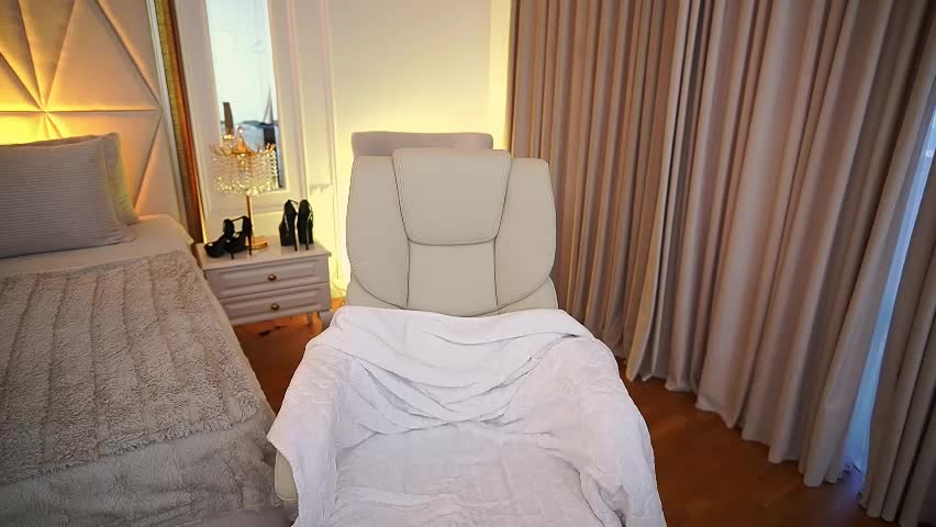 top_grace Adult Chat April 8, 2026