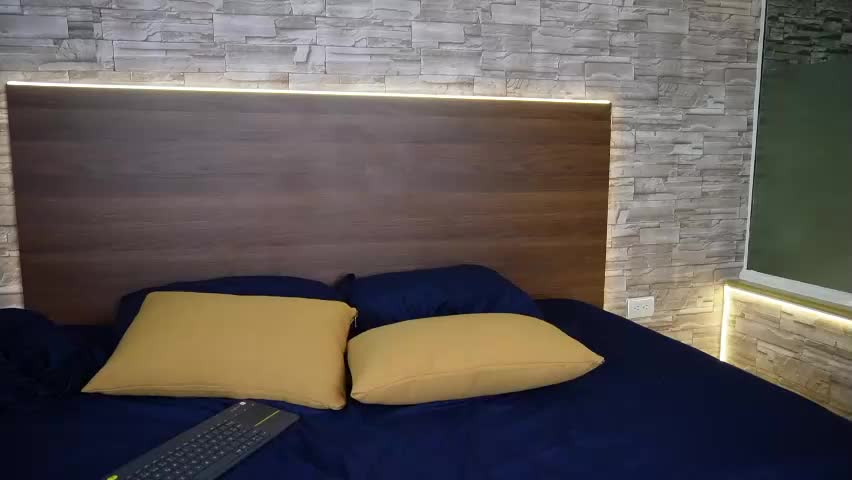 zenda_biancha Adult Chat April 8, 2026