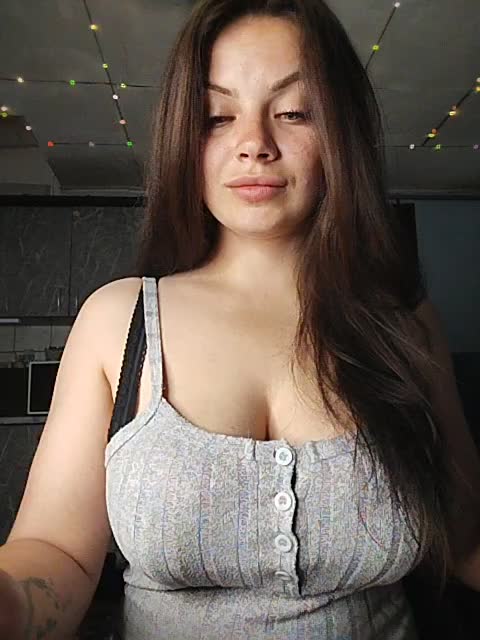 Sweet-Candy88 Adult Chat April 8, 2026