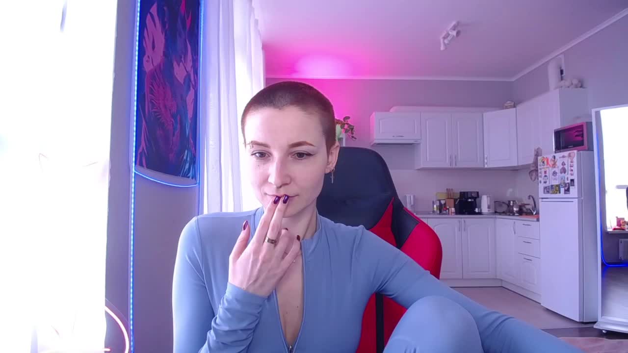 Hope_Foxter Adult Chat April 9, 2026