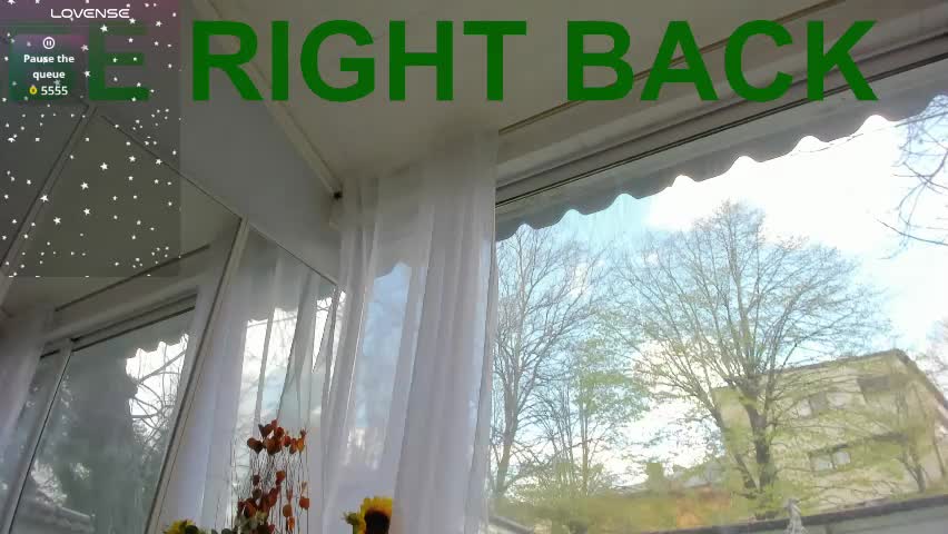 ella_vee Adult Chat April 9, 2026