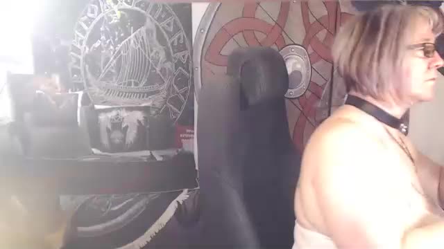 kleiner_teufel Adult Chat April 8, 2026