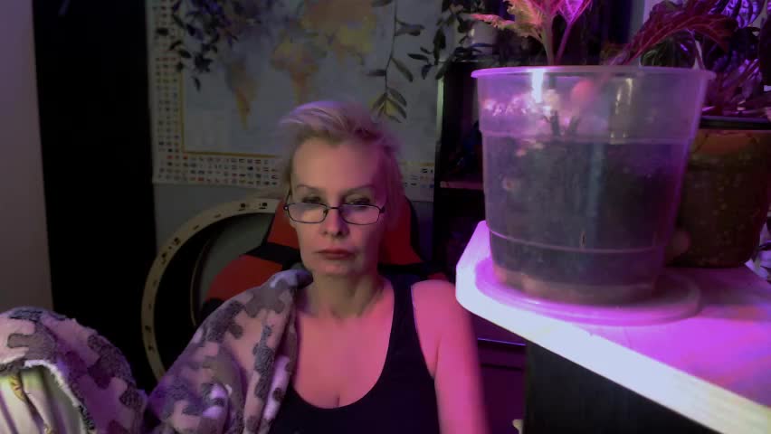 helgahimmele Adult Chat April 8, 2026
