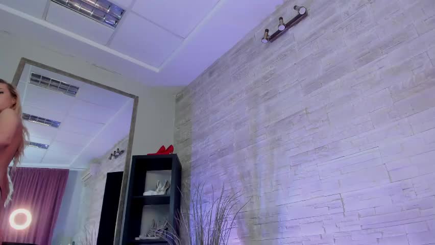 helenceccile Adult Chat April 9, 2026