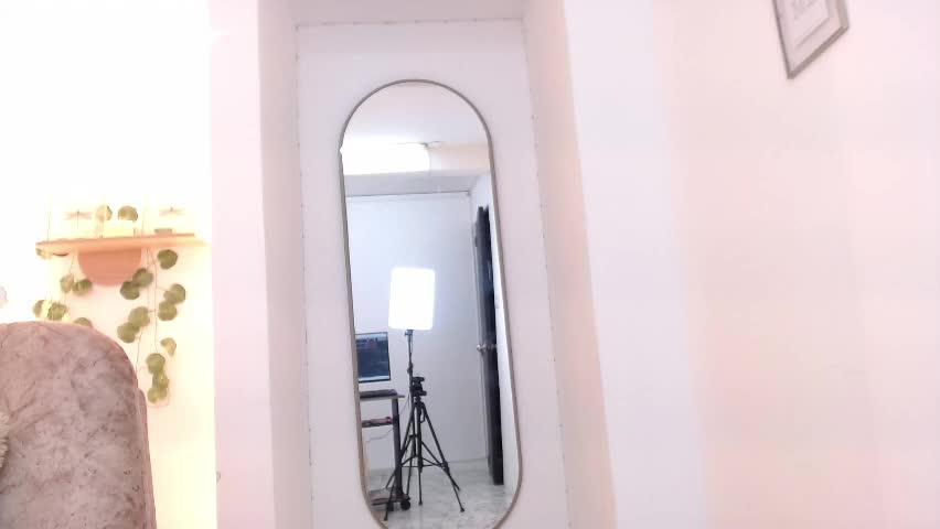 day_demoni Adult Chat April 8, 2026