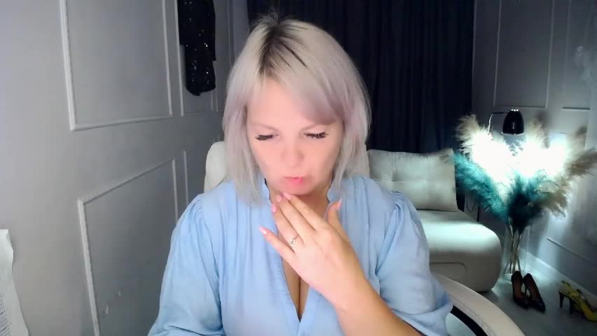 emmmam Adult Chat April 8, 2026