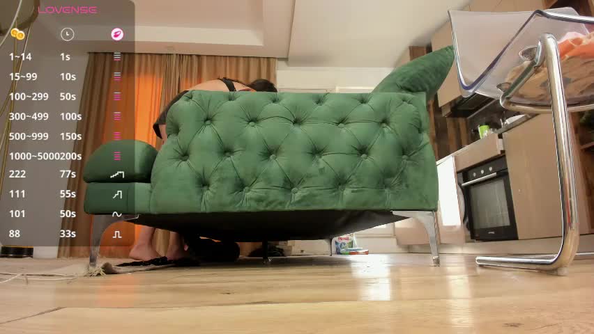 jeniffer_100 Adult Chat April 9, 2026