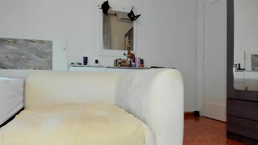 anisialuna_ Adult Chat April 8, 2026