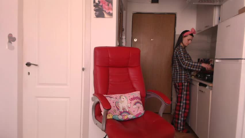 simyhvn Adult Chat April 9, 2026