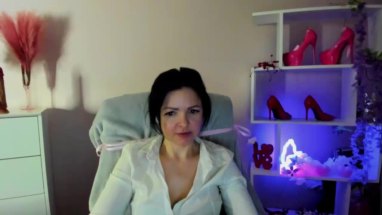 Mollybrunett Adult Chat April 9, 2026