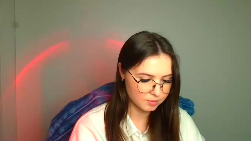 alice_alic_e Adult Chat April 8, 2026