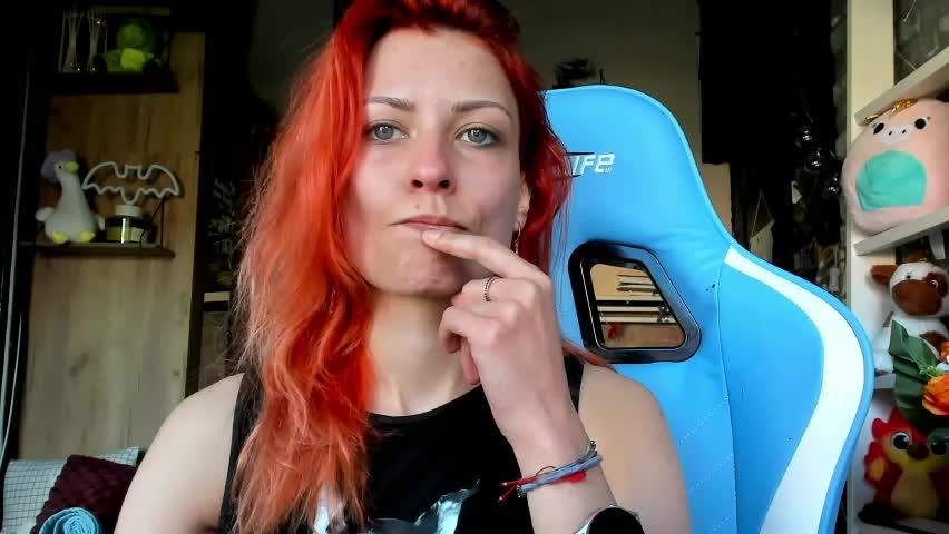 karoline121 Adult Chat April 8, 2026