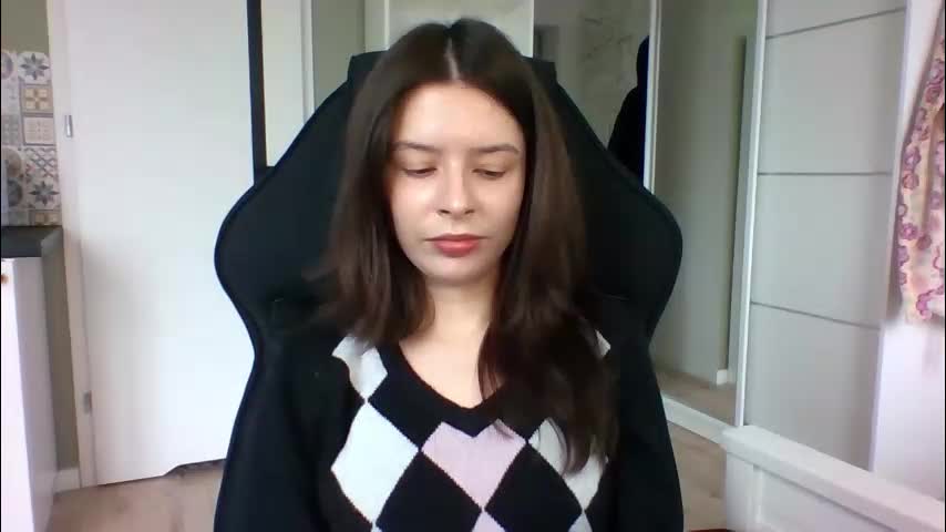 laricenature Adult Chat April 8, 2026