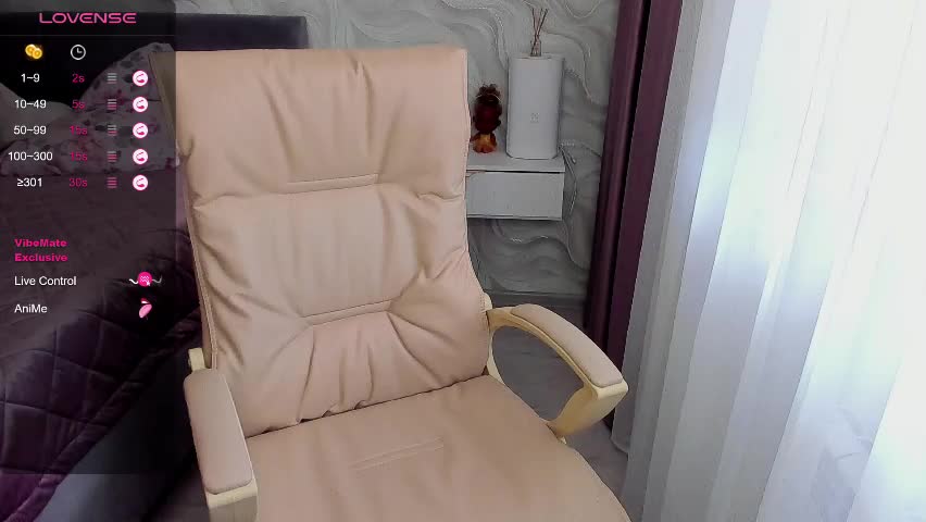 hot_squirtgirl Adult Chat April 8, 2026