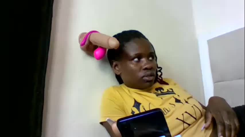 sexy_bree25 Adult Chat April 8, 2026