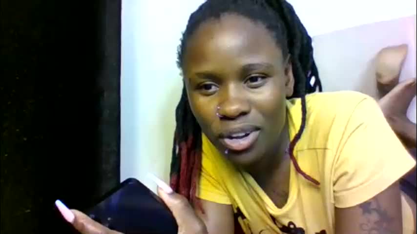 sexy_bree25 Adult Chat April 9, 2026