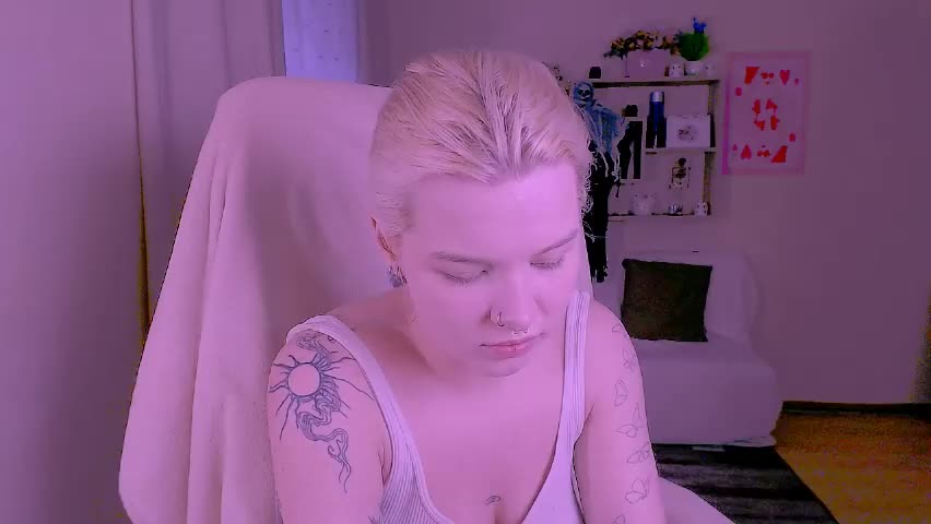 hot_blonda_ Adult Chat April 9, 2026