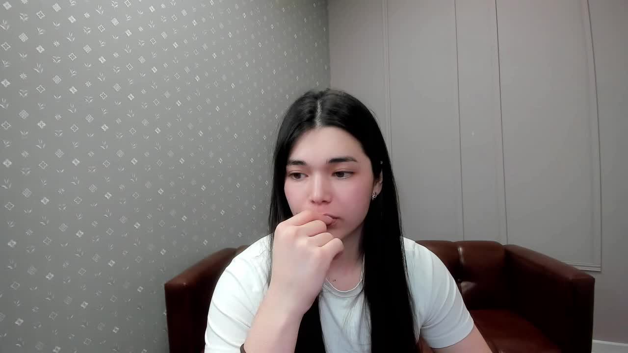AlbiGlow Adult Chat April 9, 2026