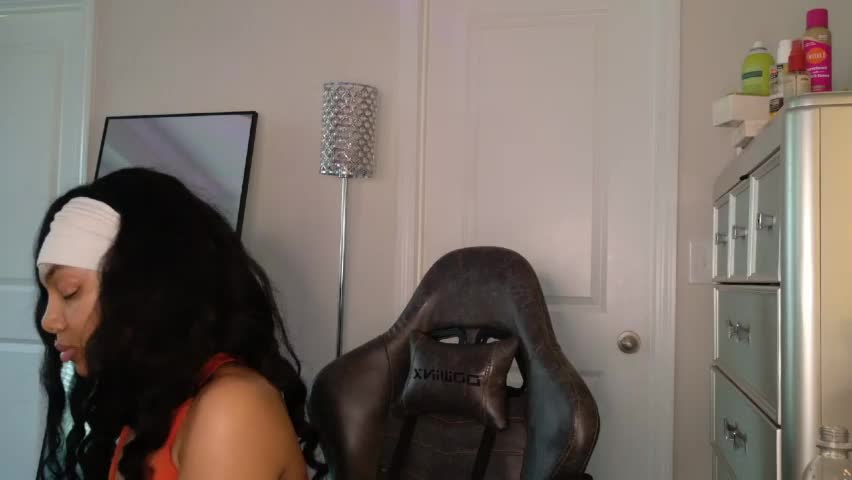 butterflybootyy Adult Chat April 9, 2026