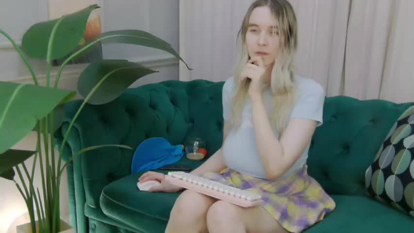 ashly_cherry Adult Chat April 9, 2026