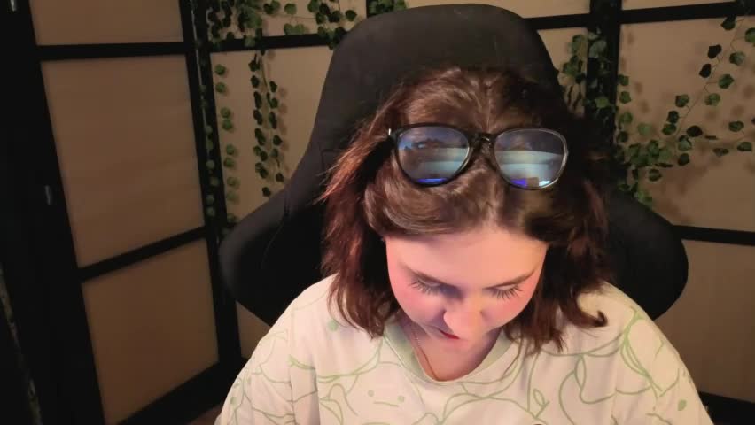 diana_floweri Adult Chat April 9, 2026