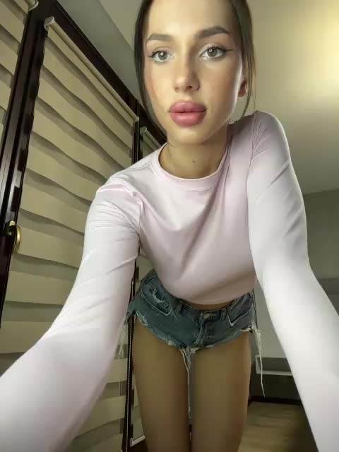 BabyDarii Adult Chat April 9, 2026