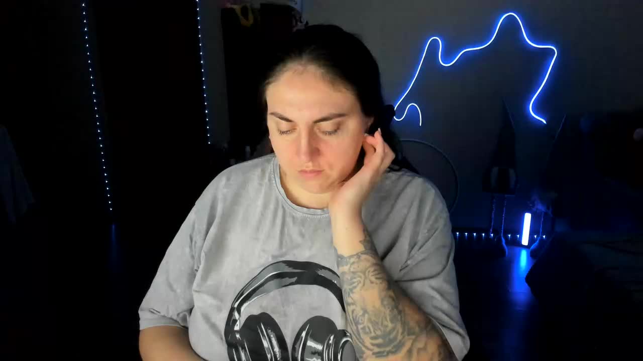 UkraineGirl Adult Chat April 9, 2026