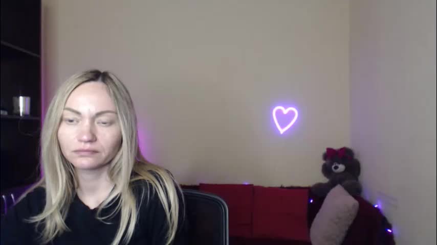 mikkey_mouse8 Adult Chat April 9, 2026