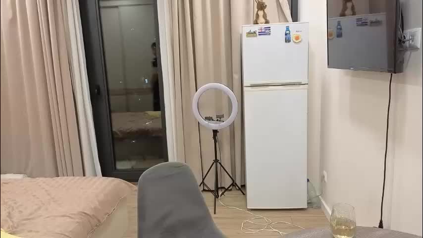 best_ass2000 Adult Chat April 9, 2026