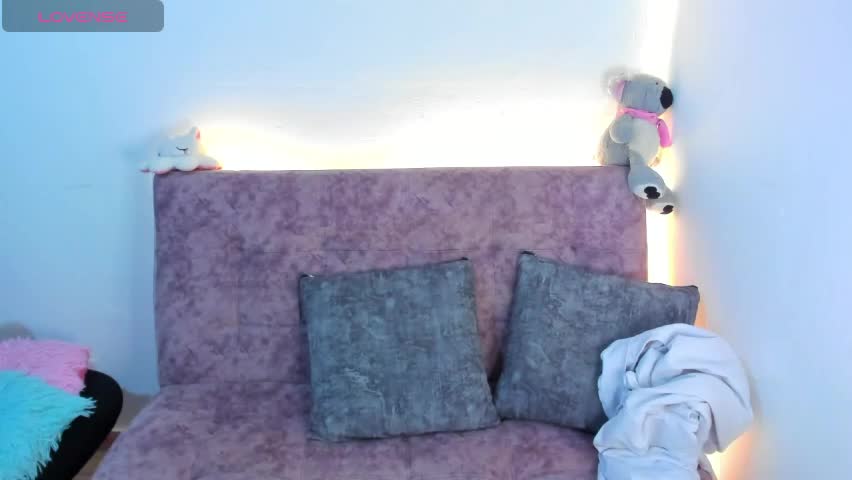 hanna_cute111 Adult Chat April 9, 2026