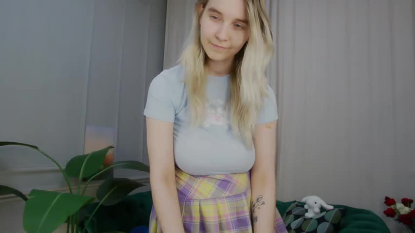 ashly_cherry Adult Chat April 9, 2026