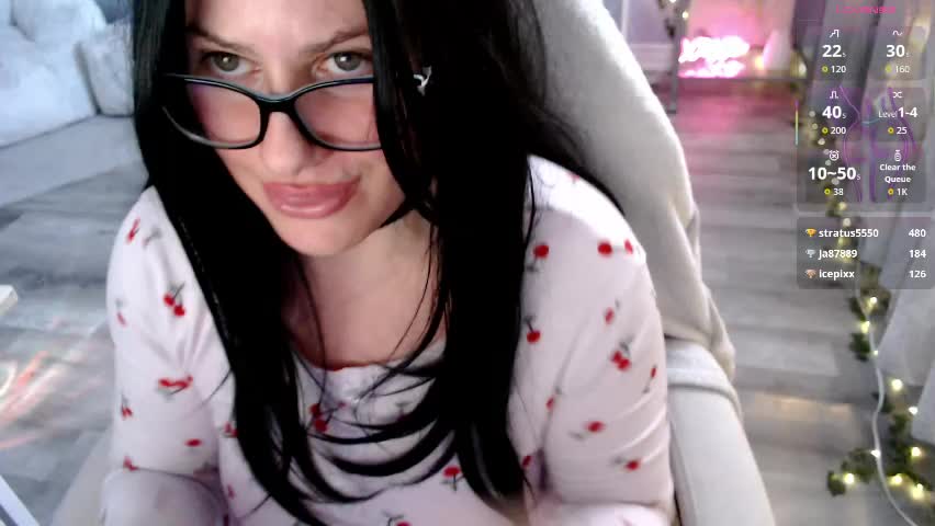 bellastar84 Adult Chat April 9, 2026