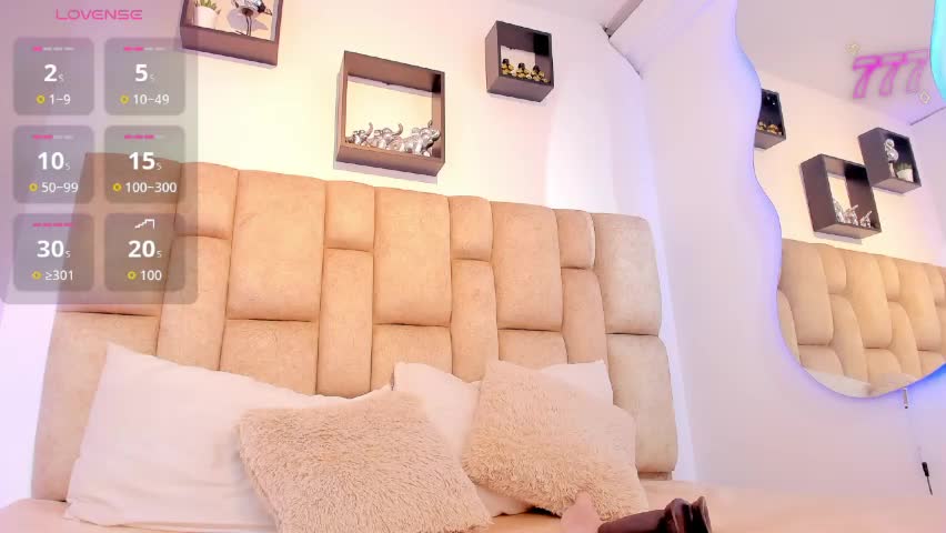 sarabellini1 Adult Chat April 9, 2026