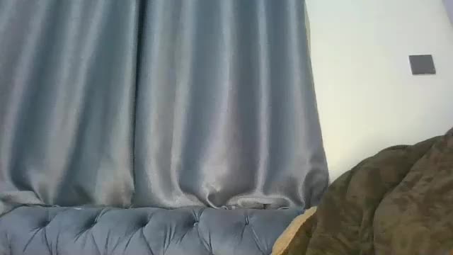 cilia_petite Adult Chat April 9, 2026