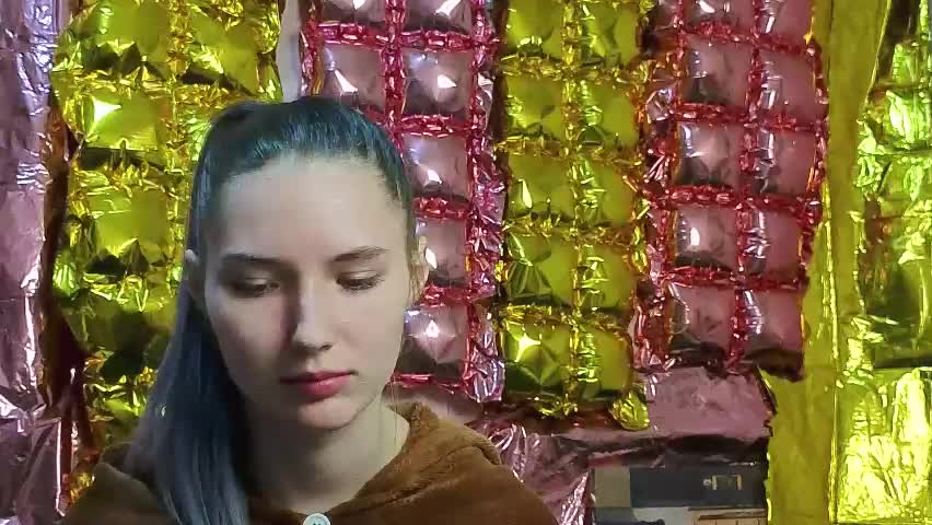 _kikiclark_ Adult Chat April 9, 2026