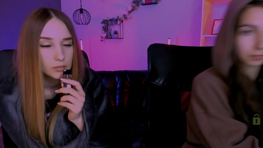 _kellykitten_ Adult Chat April 9, 2026