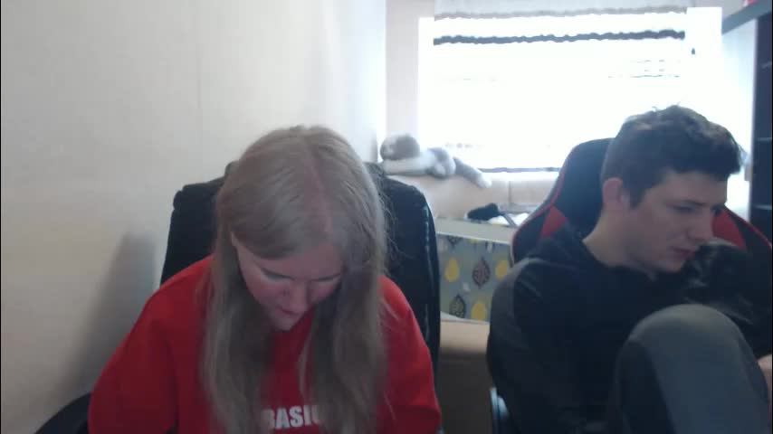 jenisandpeter Adult Chat April 9, 2026