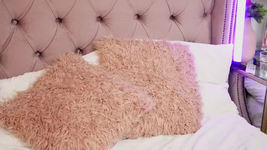 jenniferlovvex Adult Chat April 9, 2026