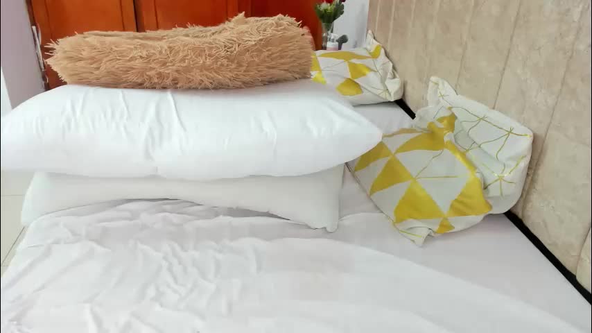 cristalwalker__ Adult Chat April 9, 2026