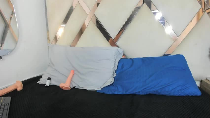 honeyht Adult Chat April 9, 2026